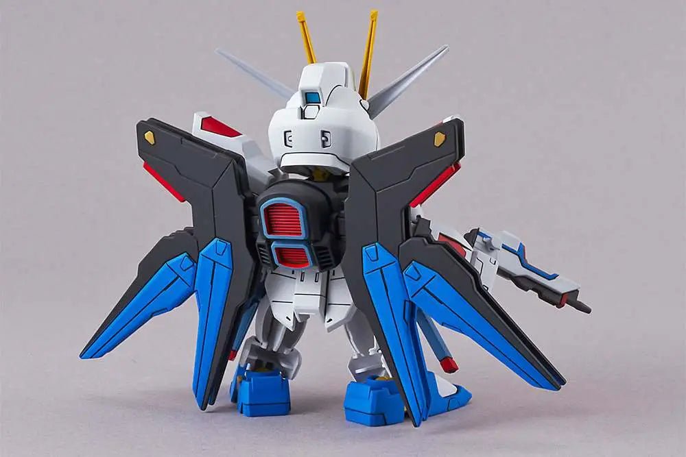 Gunpla SD - Strike Freedom Ex Standard - MEKA NEKO