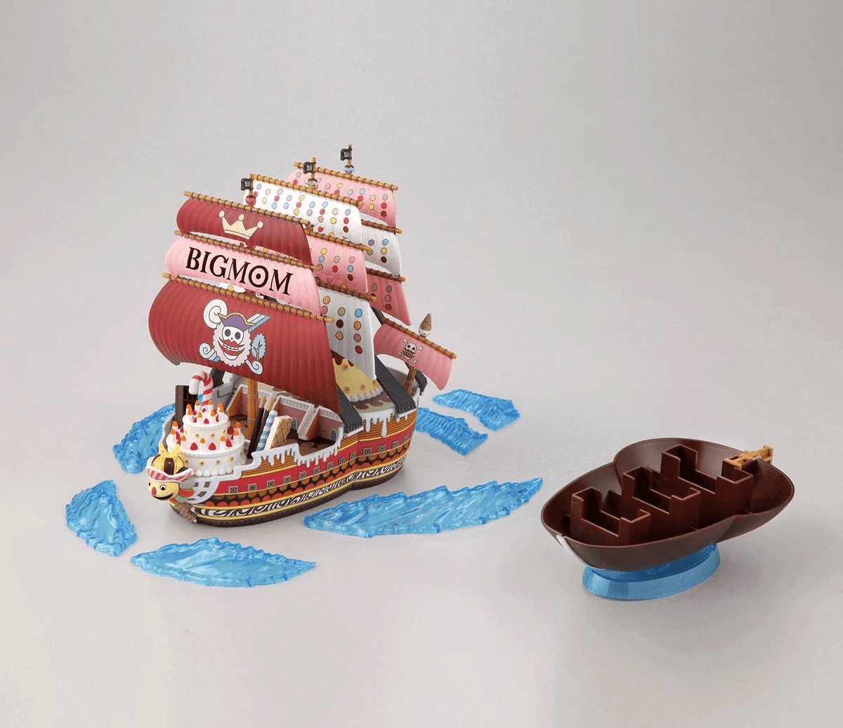 Model Kit One Piece - Grand Ship Collection Queen Mama Chanter 15cm - MEKA NEKO